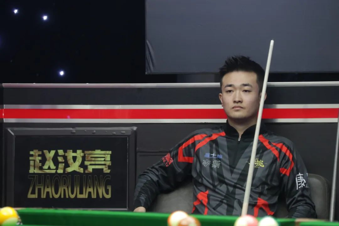 他们在不同 他们在不同