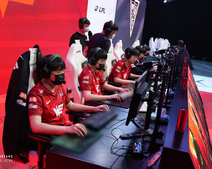 不断引进潜 不断引进潜