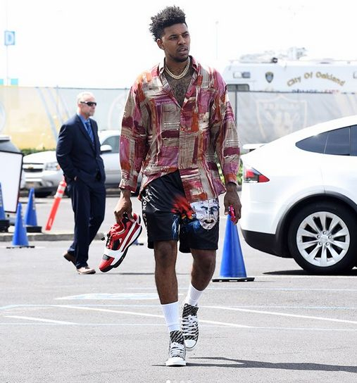 包夹中以 包夹中以